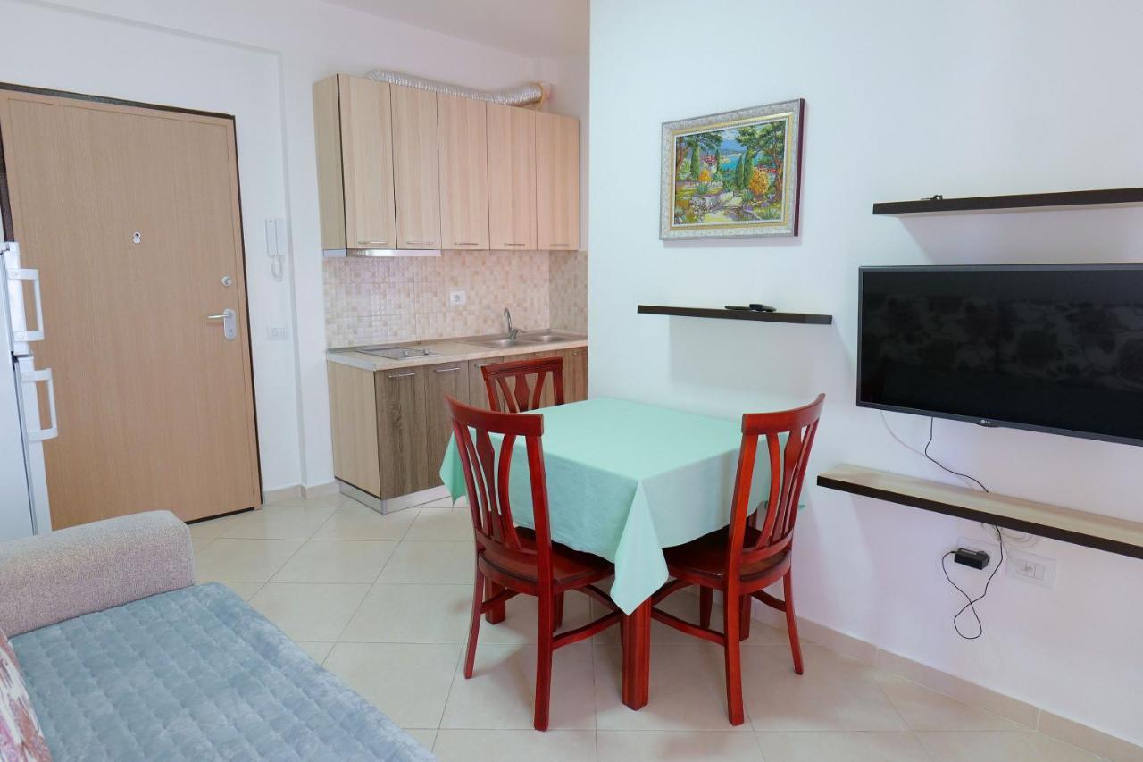 Almare Apartments Vlore Exterior photo